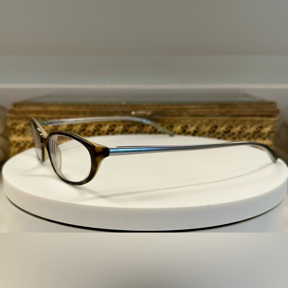 DKNY - Cat-Eye Tortoiseshell-Patterned Rx Eyeglass Frames - Silver Arms - EUC - Picture 9 of 17